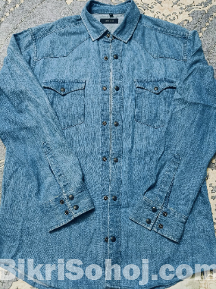 Men's denim shirt